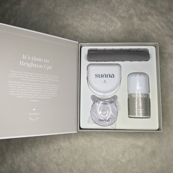 SunnaSmile advanced home whitening kit - Picture 5 of 6